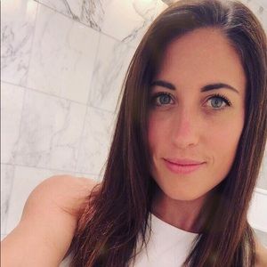 Meet your Posher, Rebekah